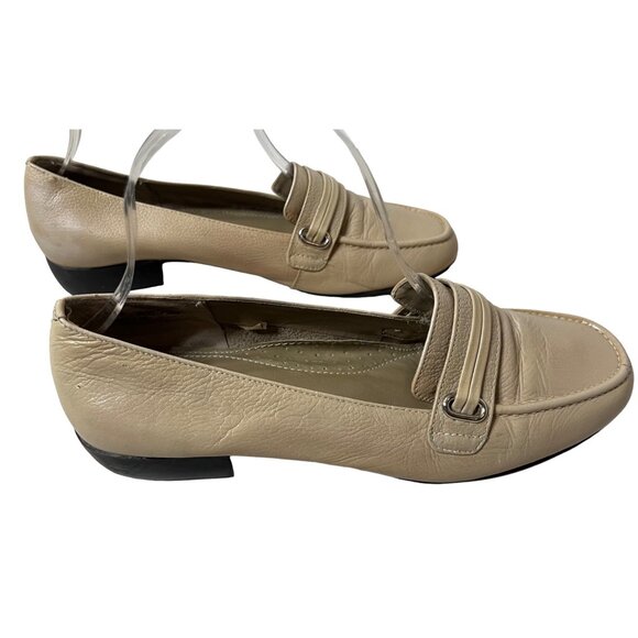 Classic Elements Permalia  Beige Leather Loafers Women's Size 7.5M  Z8044  565 - Picture 3 of 16